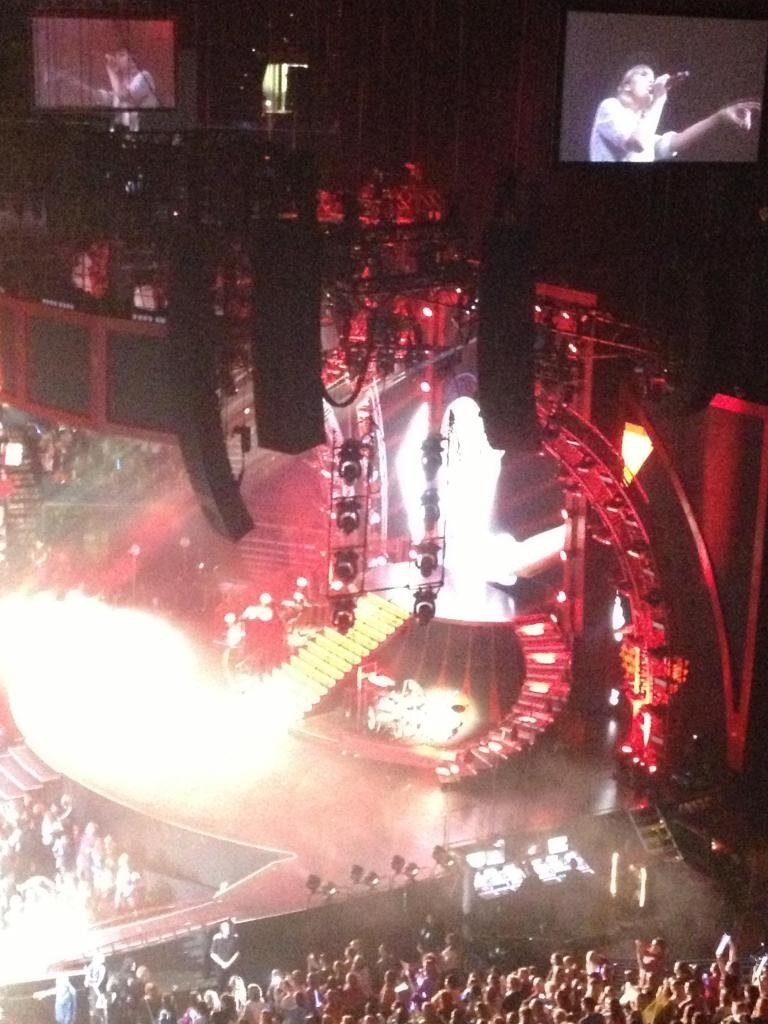 Taylor Swift — March 19 - St. Louis, Missouri — photo 22