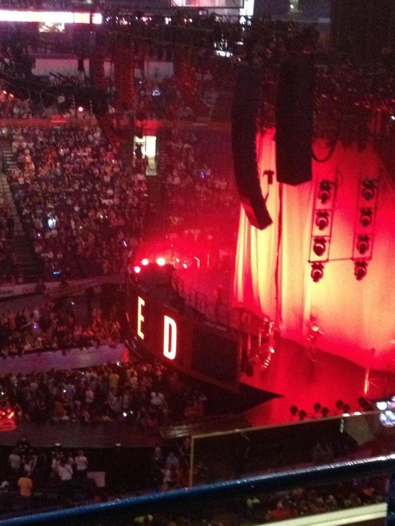 Taylor Swift — March 19 - St. Louis, Missouri — photo 23