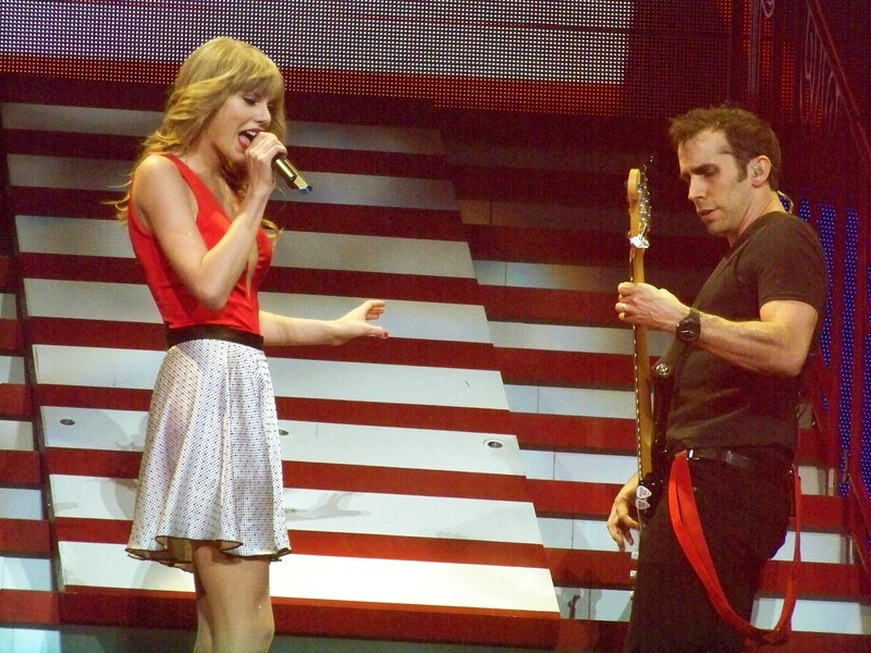 Taylor Swift — March 19 - St. Louis, Missouri — photo 128
