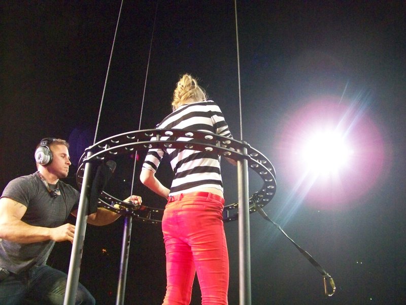 Taylor Swift — March 19 - St. Louis, Missouri — photo 144