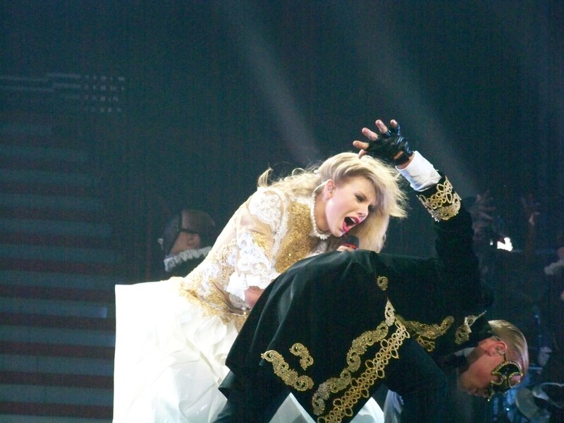 Taylor Swift — March 19 - St. Louis, Missouri — photo 167