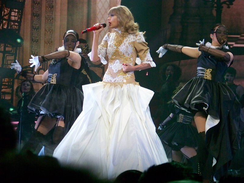 Taylor Swift — March 19 - St. Louis, Missouri — photo 169