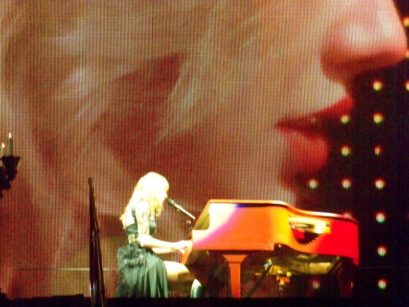 Taylor Swift — March 19 - St. Louis, Missouri — photo 189