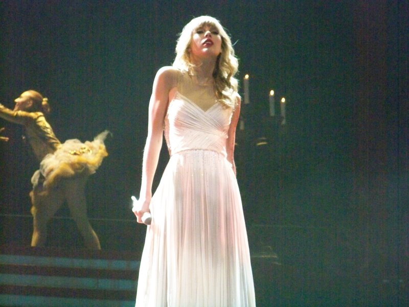 Taylor Swift — March 19 - St. Louis, Missouri — photo 192