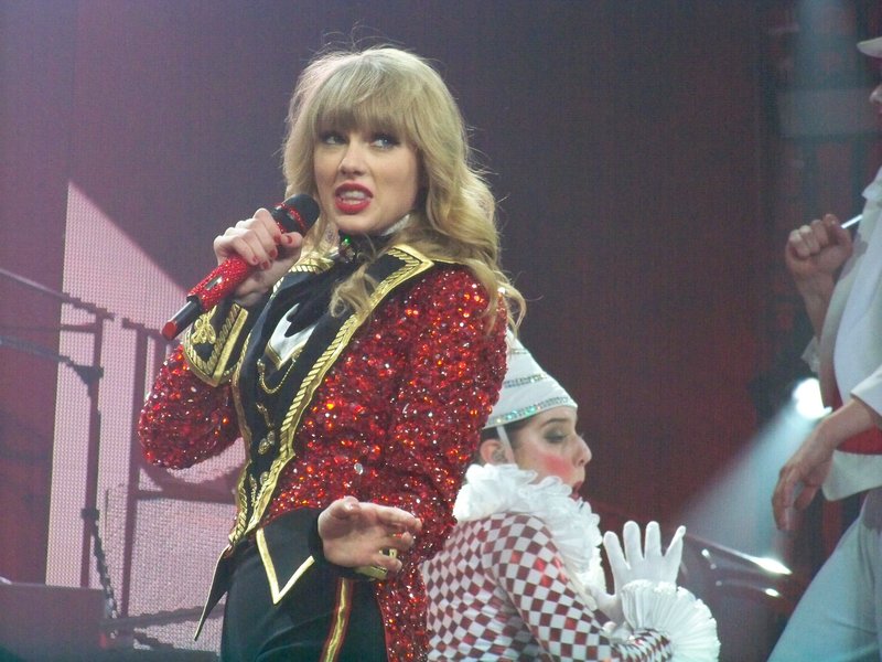 Taylor Swift — March 19 - St. Louis, Missouri — photo 233