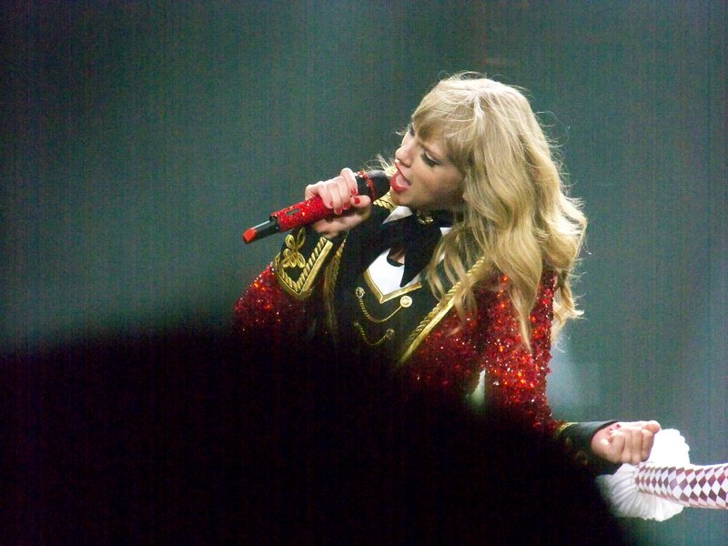 Taylor Swift — March 19 - St. Louis, Missouri — photo 234