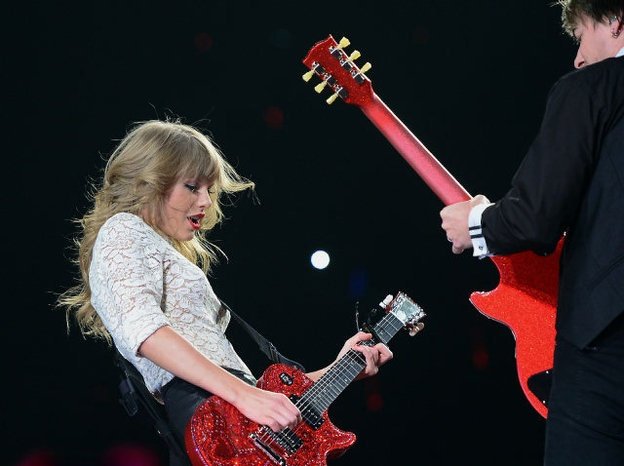 Taylor Swift — March 22 - Charlotte, North Carolina — photo 10