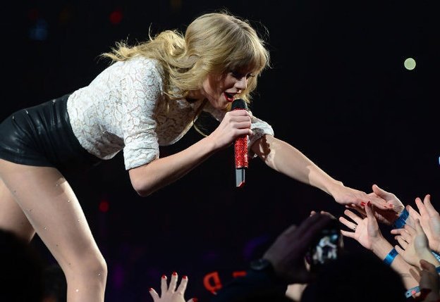 Taylor Swift — March 22 - Charlotte, North Carolina — photo 11