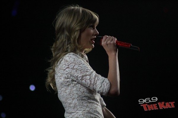 Taylor Swift — March 22 - Charlotte, North Carolina — photo 44