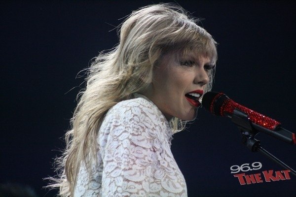 Taylor Swift — March 22 - Charlotte, North Carolina — photo 66