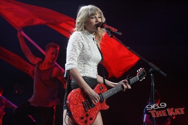 Taylor Swift — March 22 - Charlotte, North Carolina — photo 78