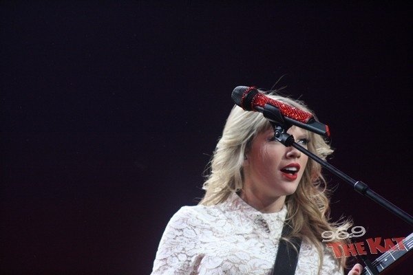 Taylor Swift — March 22 - Charlotte, North Carolina — photo 79