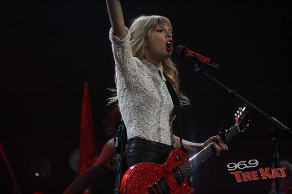 Taylor Swift — March 22 - Charlotte, North Carolina — photo 82