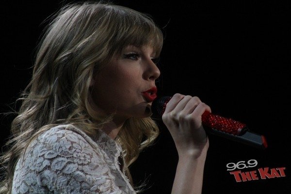 Taylor Swift — March 22 - Charlotte, North Carolina — photo 140