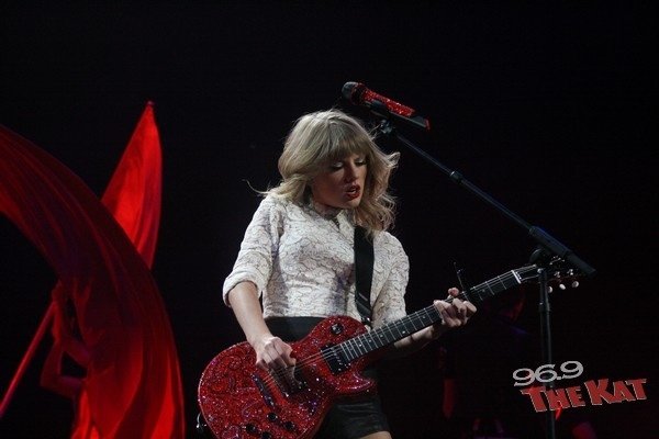Taylor Swift — March 22 - Charlotte, North Carolina — photo 149