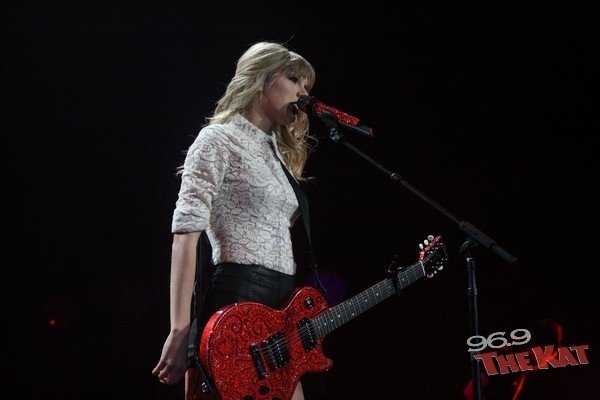 Taylor Swift — March 22 - Charlotte, North Carolina — photo 156