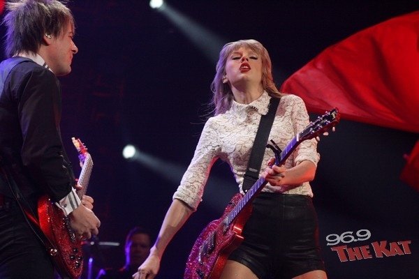Taylor Swift — March 22 - Charlotte, North Carolina — photo 173