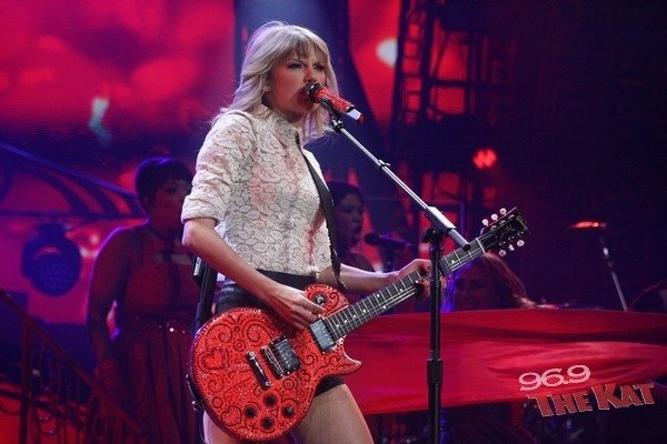Taylor Swift — March 22 - Charlotte, North Carolina — photo 175