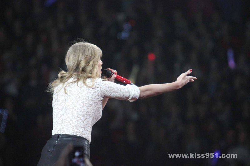 Taylor Swift — March 22 - Charlotte, North Carolina — photo 187