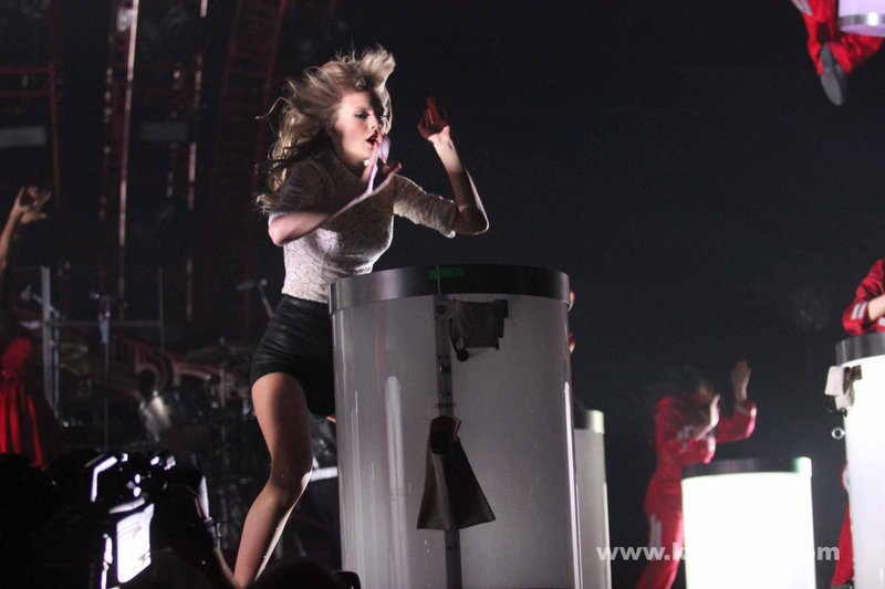 Taylor Swift — March 22 - Charlotte, North Carolina — photo 190
