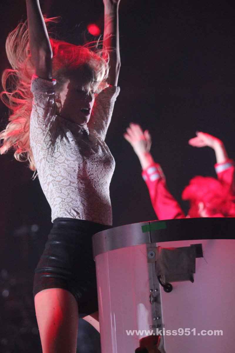 Taylor Swift — March 22 - Charlotte, North Carolina — photo 191