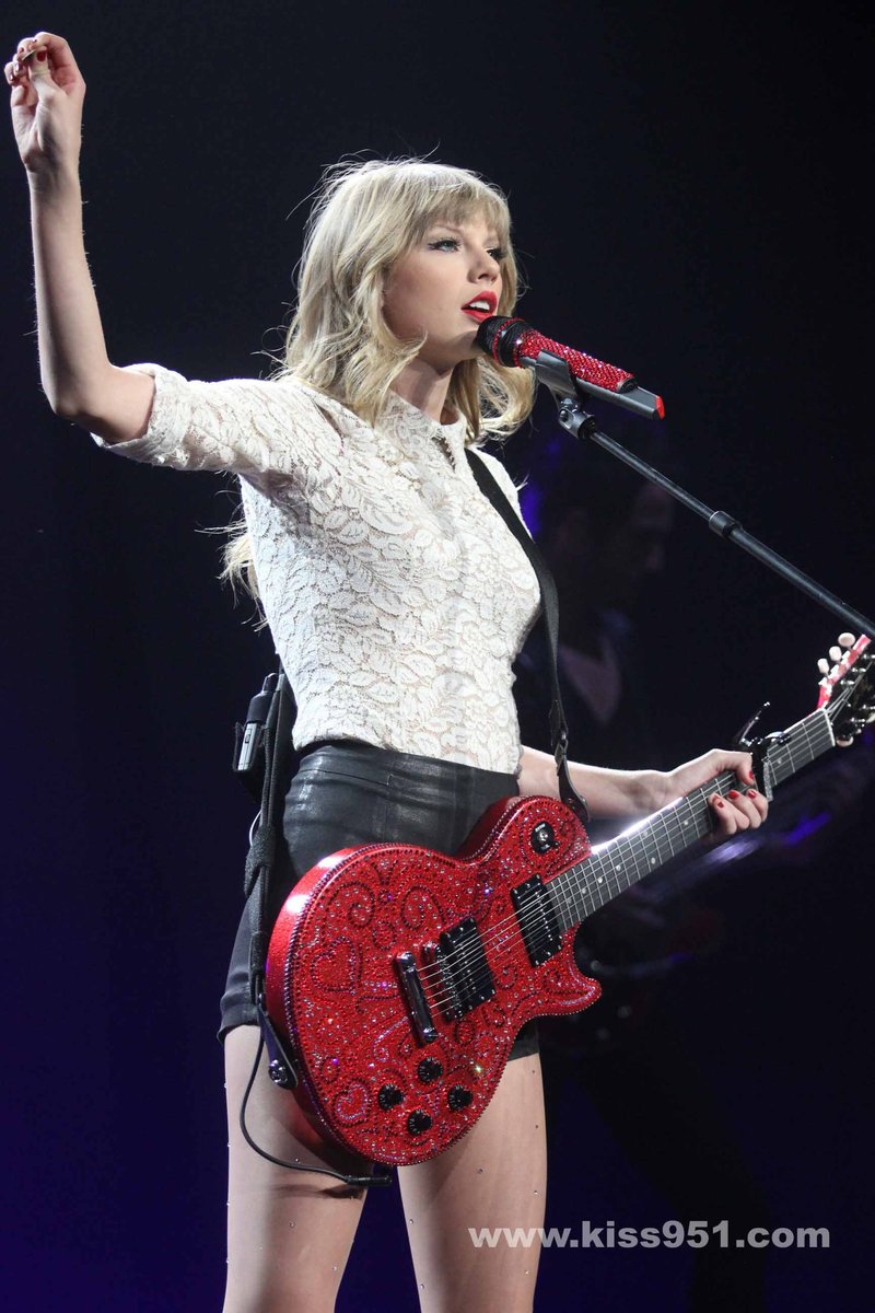 Taylor Swift — March 22 - Charlotte, North Carolina — photo 197