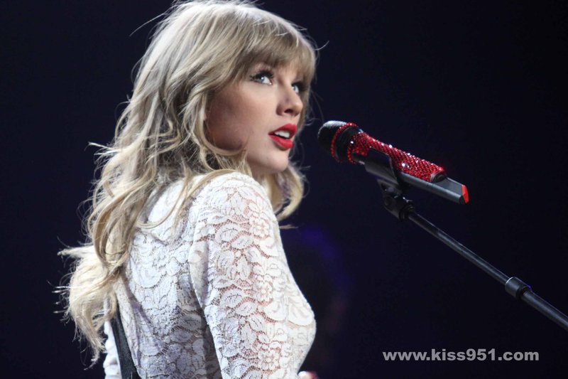 Taylor Swift — March 22 - Charlotte, North Carolina — photo 198
