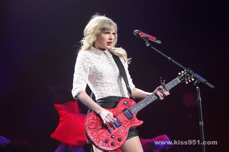 Taylor Swift — March 22 - Charlotte, North Carolina — photo 201