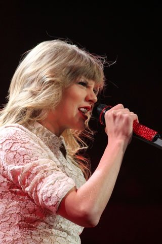 Taylor Swift — March 22 - Charlotte, North Carolina — photo 213