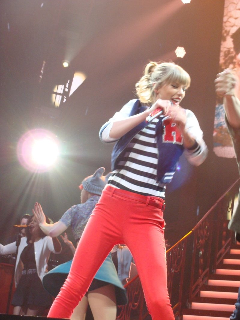 Taylor Swift — March 22 - Charlotte, North Carolina — photo 255