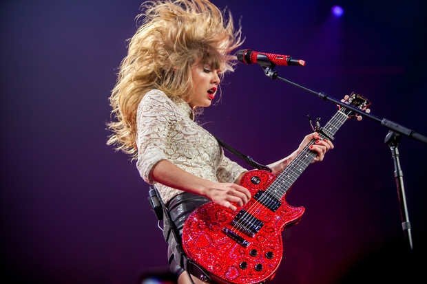 Taylor Swift — March 23 - Columbia, South Carolina — photo 27