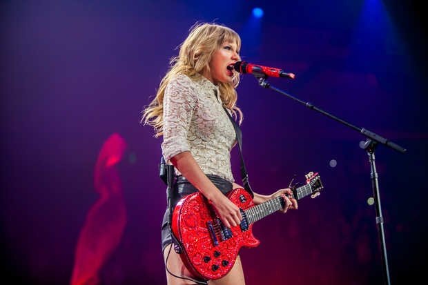Taylor Swift — March 23 - Columbia, South Carolina — photo 33