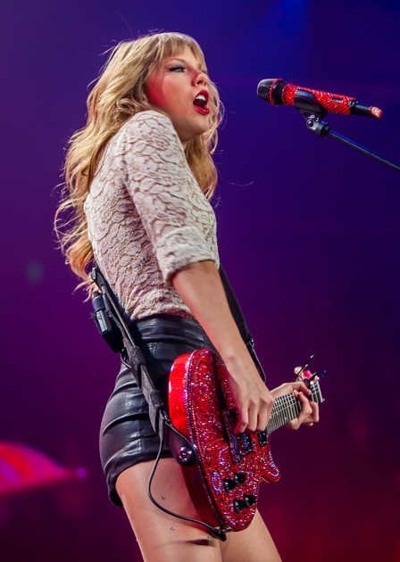 Taylor Swift — March 23 - Columbia, South Carolina — photo 34