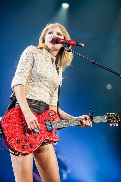 Taylor Swift — March 23 - Columbia, South Carolina — photo 38