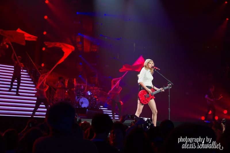 Taylor Swift — March 23 - Columbia, South Carolina — photo 77