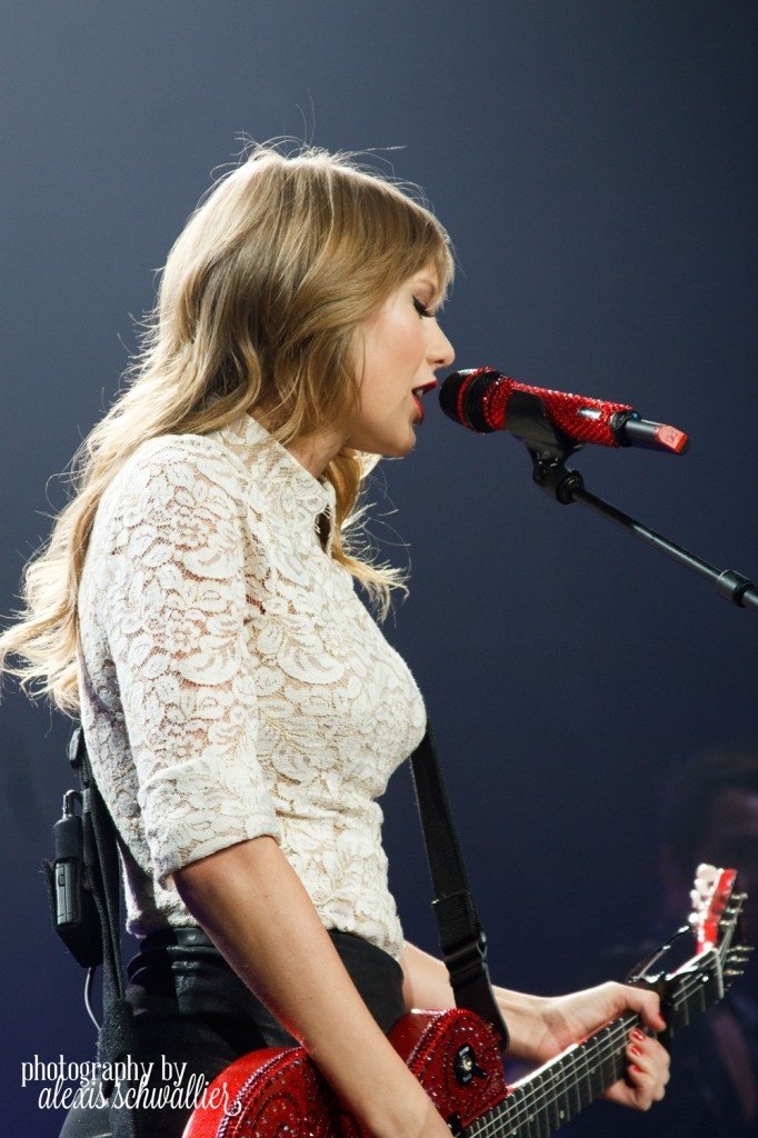 Taylor Swift — March 23 - Columbia, South Carolina — photo 86