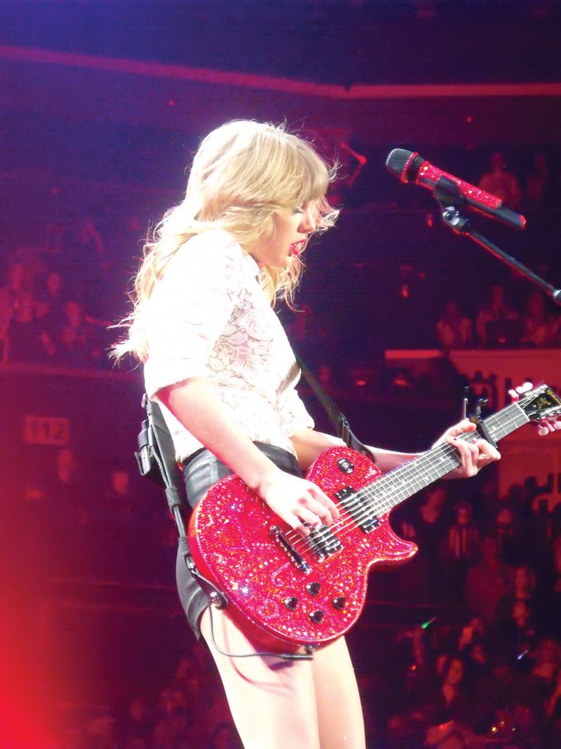 Taylor Swift — March 23 - Columbia, South Carolina — photo 98