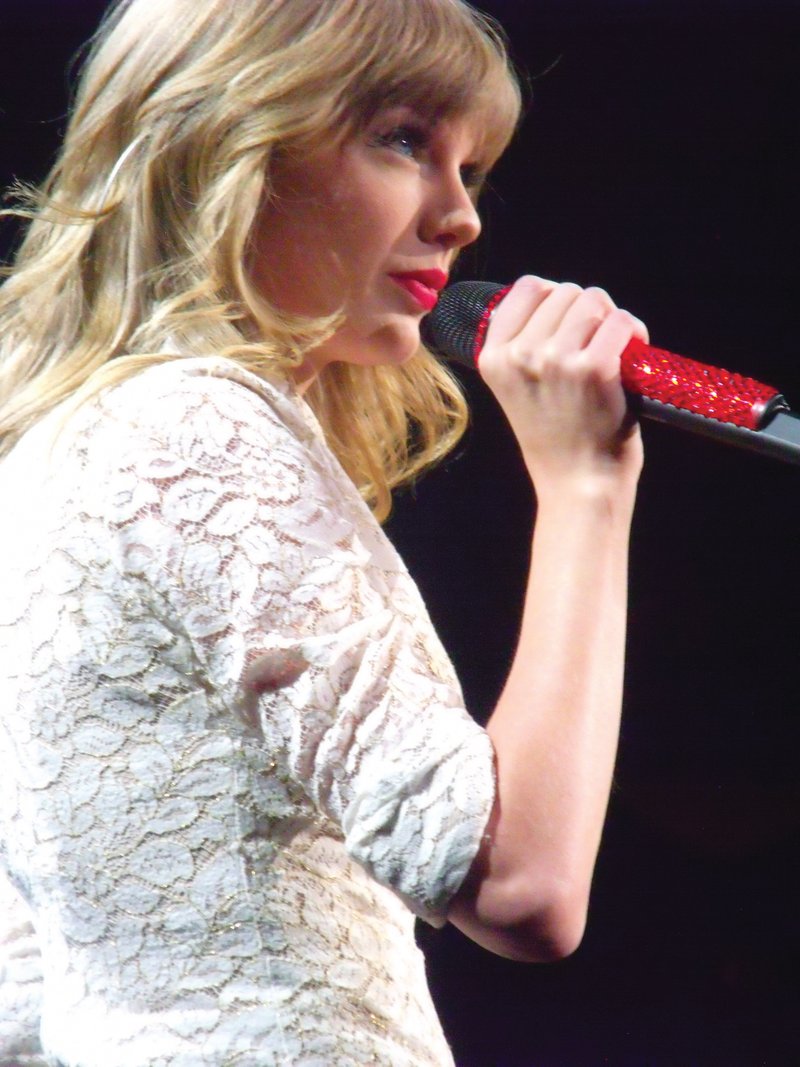 Taylor Swift — March 23 - Columbia, South Carolina — photo 100