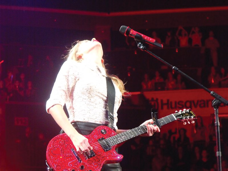 Taylor Swift — March 23 - Columbia, South Carolina — photo 102