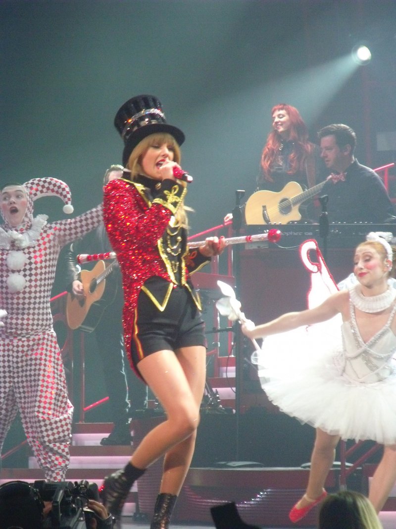 Taylor Swift — March 23 - Columbia, South Carolina — photo 107