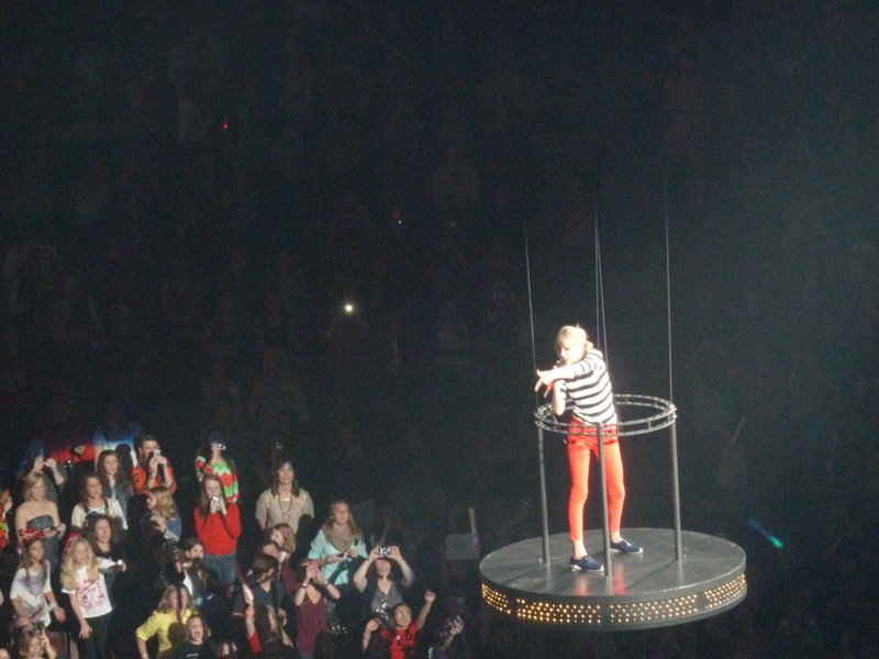 Taylor Swift — March 23 - Columbia, South Carolina — photo 165