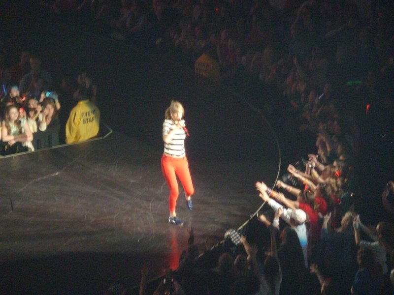 Taylor Swift — March 23 - Columbia, South Carolina — photo 169