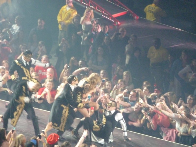 Taylor Swift — March 23 - Columbia, South Carolina — photo 175