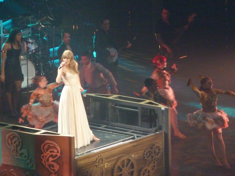 Taylor Swift — March 23 - Columbia, South Carolina — photo 185