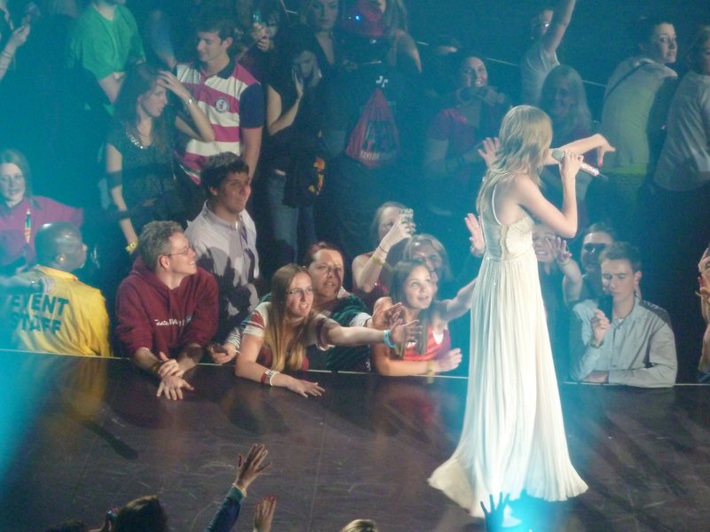 Taylor Swift — March 23 - Columbia, South Carolina — photo 190