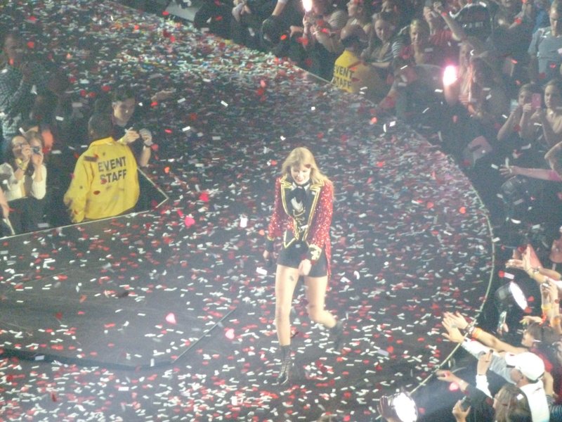 Taylor Swift — March 23 - Columbia, South Carolina — photo 225
