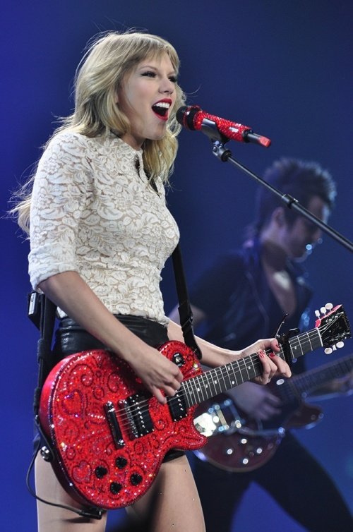 Taylor Swift — March 23 - Columbia, South Carolina — photo 235