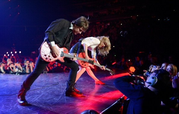 Taylor Swift — March 27 - Newark, New Jersey — photo 5