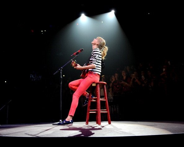 Taylor Swift — March 27 - Newark, New Jersey — photo 26