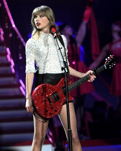 Taylor Swift — March 27 - Newark, New Jersey — photo 27